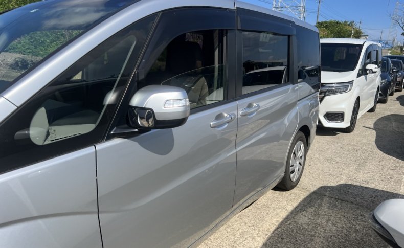 HONDA STEPWGN G 2015