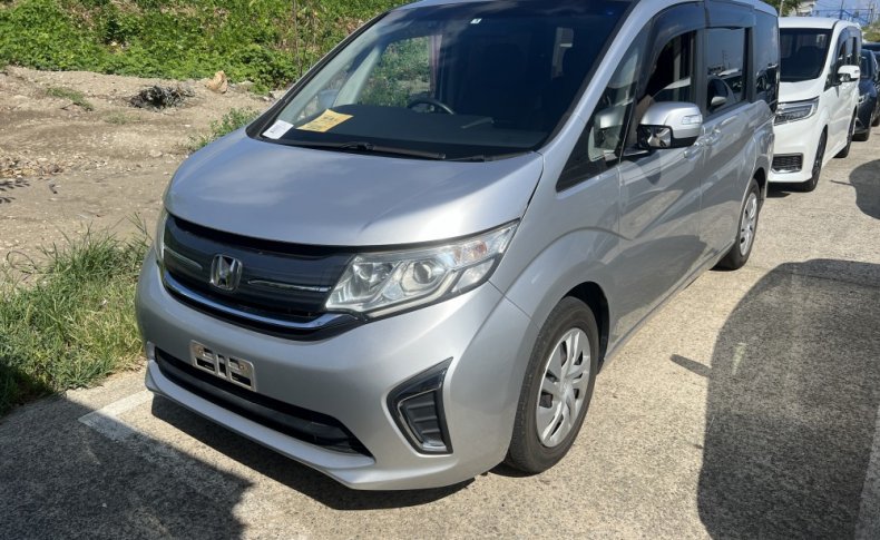 HONDA STEPWGN G 2015