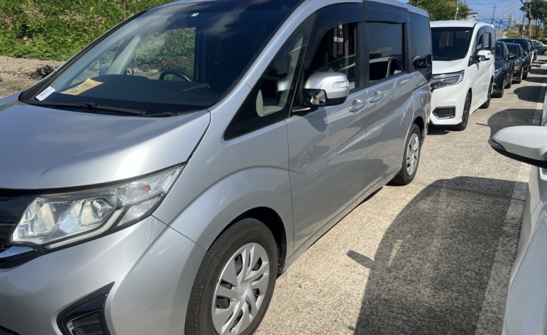 HONDA STEPWGN G 2015