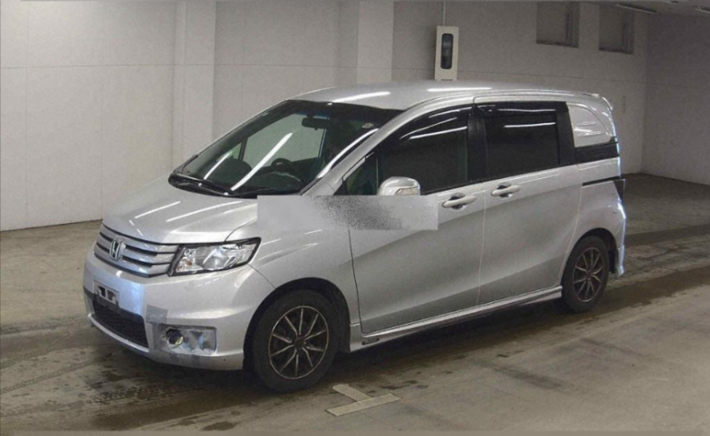 HONDA FREED SPIKE G JUST ION 2012