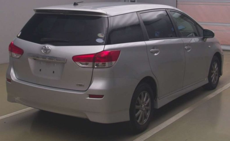 TOYOTA WISH 1.8X 2009