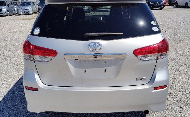 TOYOTA WISH 1.8X 2009