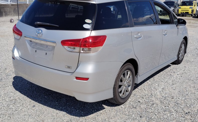 TOYOTA WISH 1.8X 2009