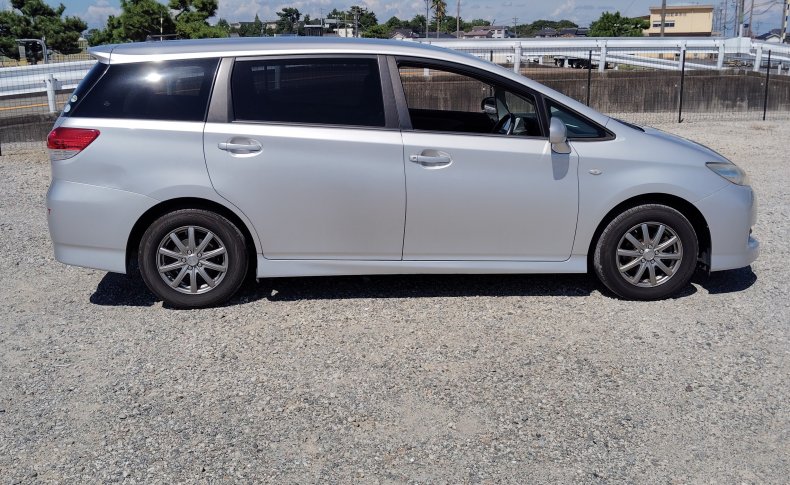 TOYOTA WISH 1.8X 2009