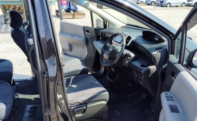HONDA FREED 4WD G Aero Just Selection 2010