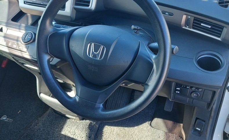 HONDA FREED SPIKE G Just Selection 2011