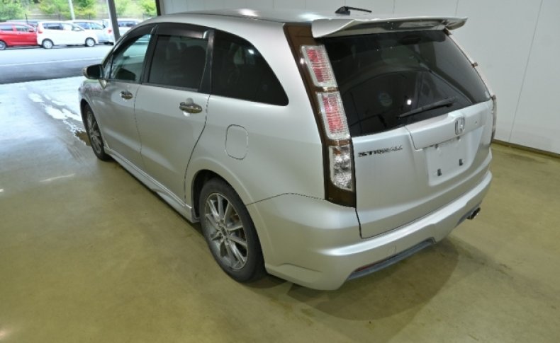 HONDA STREAM RST 2009