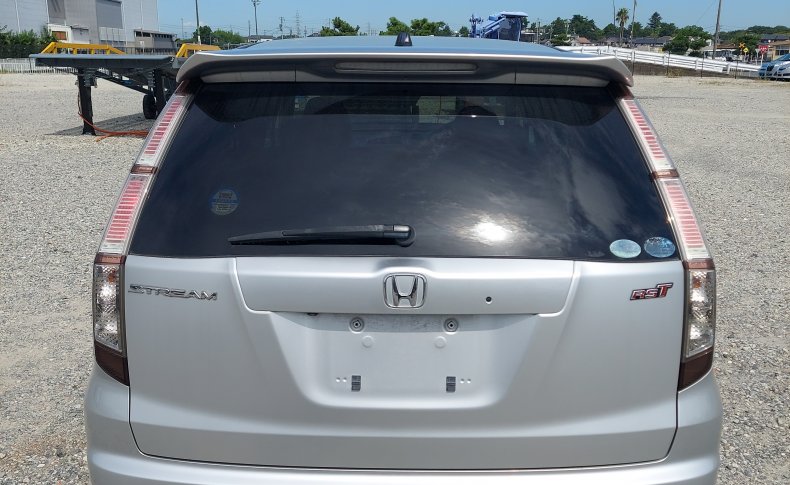 HONDA STREAM RST 2009