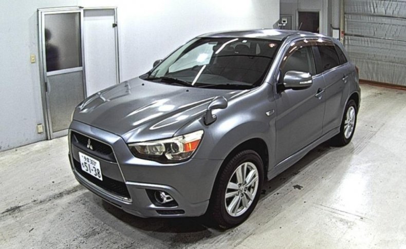 MITSUBISHI RVR G 2010