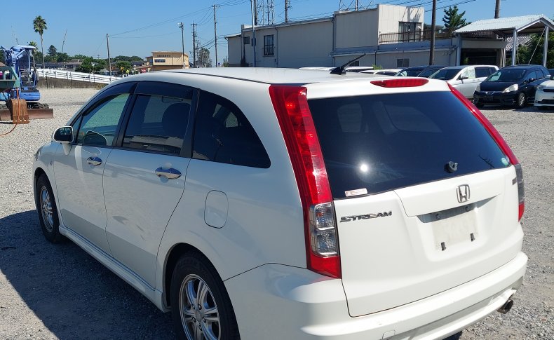 HONDA STREAM RSZ 2009