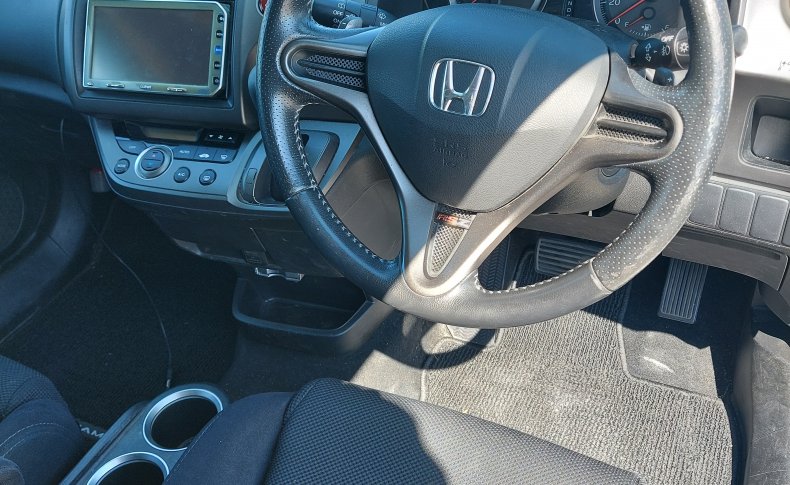 HONDA STREAM RSZ 2009