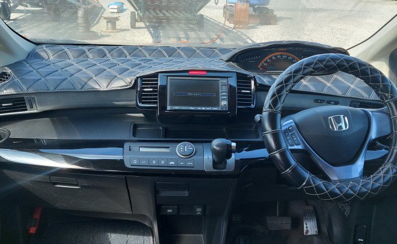 TOYOTA RACTIS G 2010