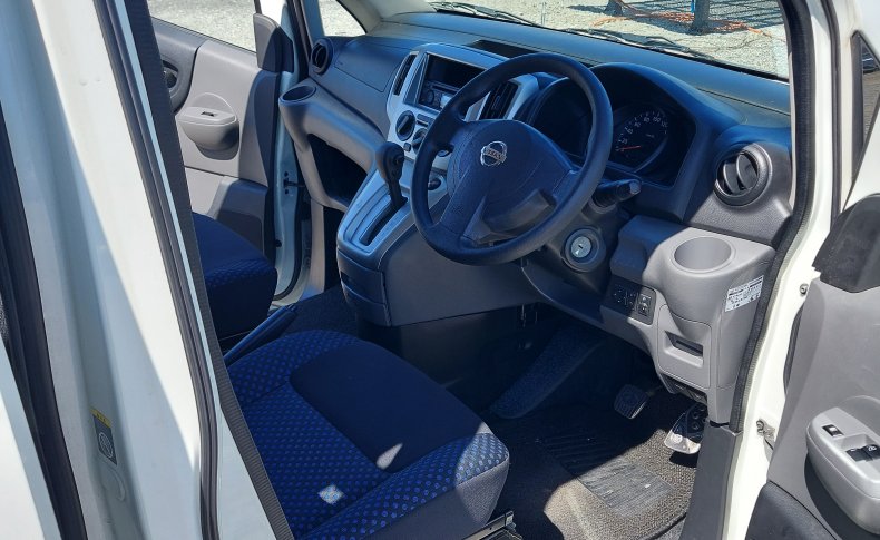 NISSAN NV200 16S WG 2009