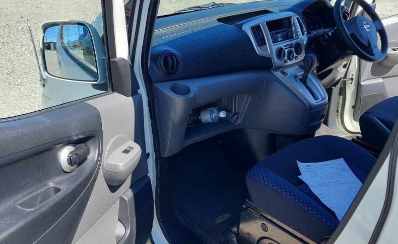 NISSAN NV200 16S WG 2009