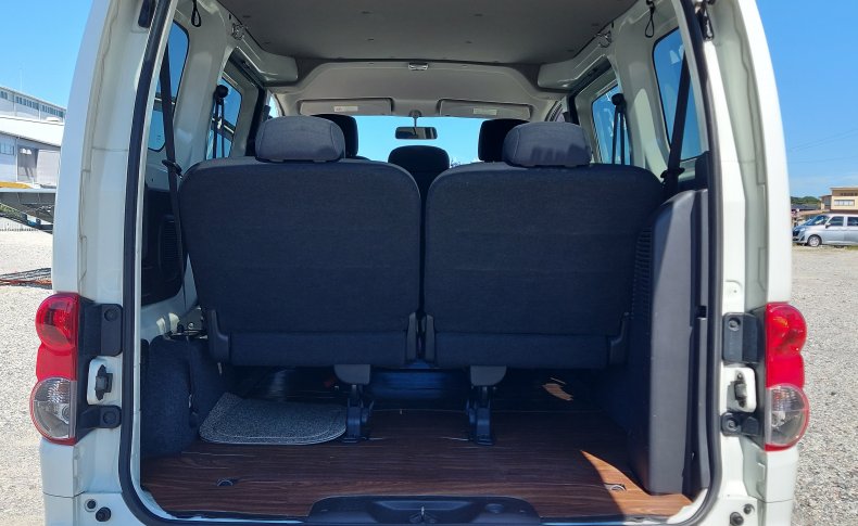NISSAN NV200 16S WG 2009