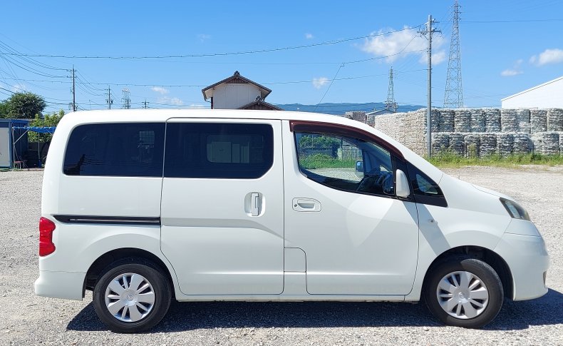 NISSAN NV200 16S WG 2009
