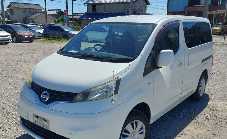 NISSAN NV200 16S WG 2009