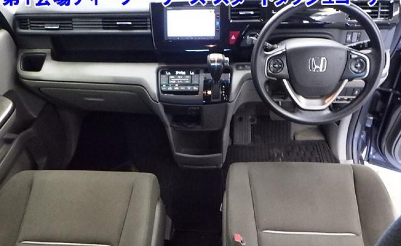 HONDA STEPWGN G 2016