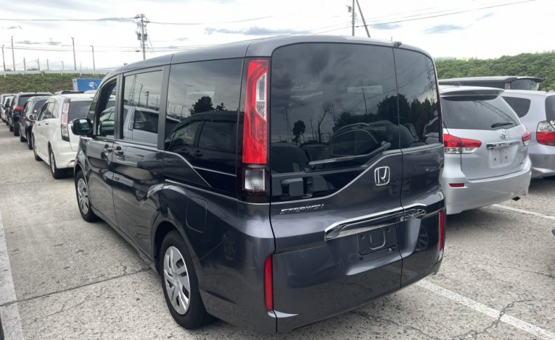 HONDA STEPWGN G 2016
