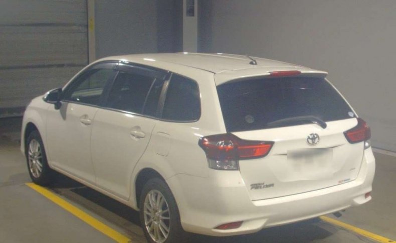 TOYOTA COROLLA FIELDER 1.5X 4WD 2015