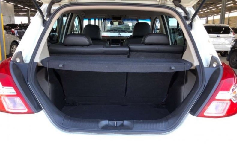 NISSAN TIIDA Axis Black 2009