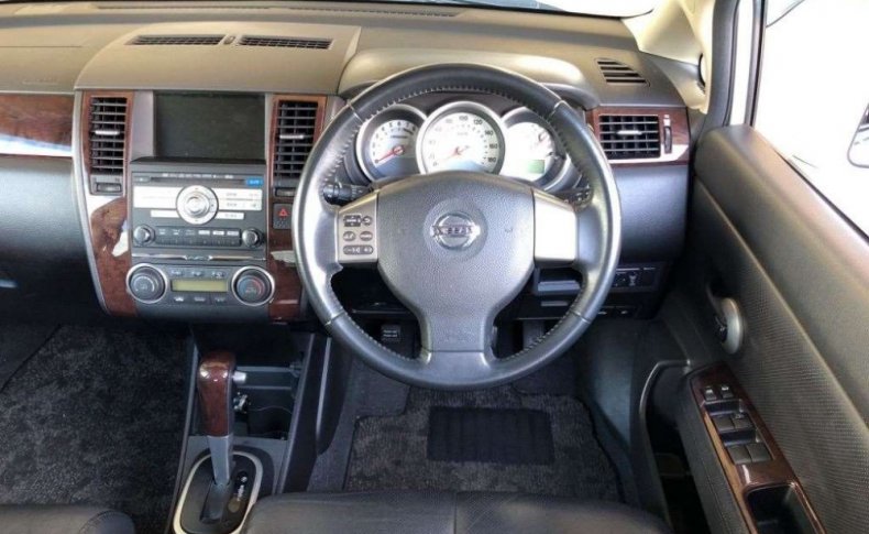 NISSAN TIIDA Axis Black 2009