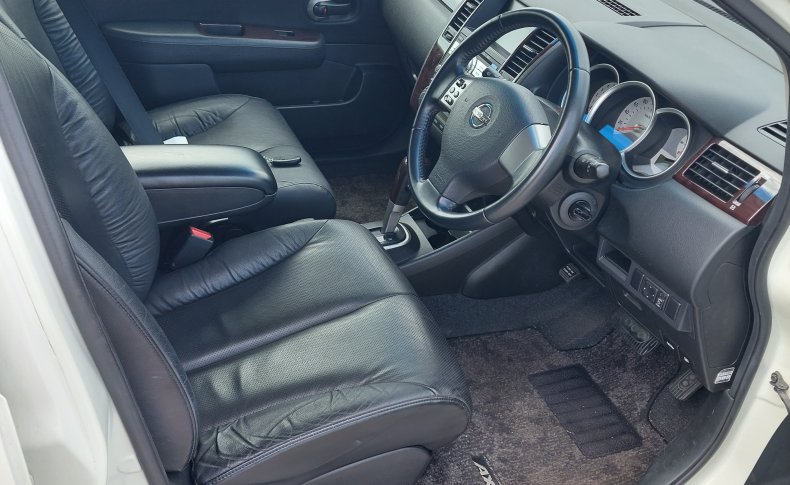 NISSAN TIIDA Axis Black 2009