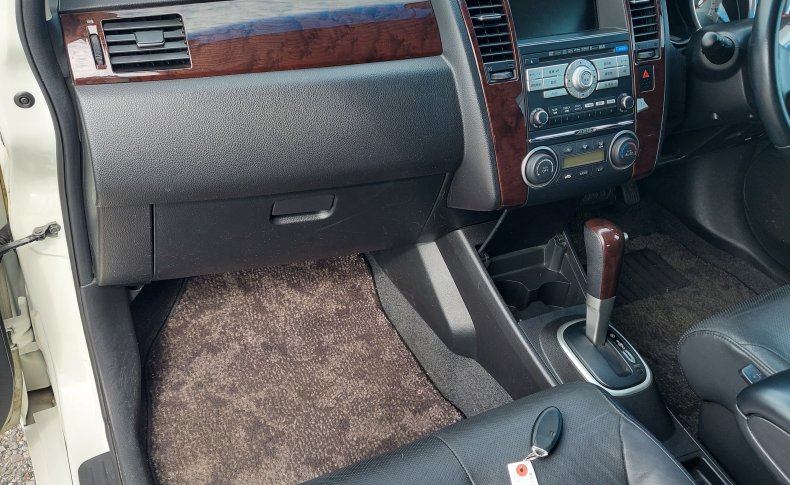 NISSAN TIIDA Axis Black 2009