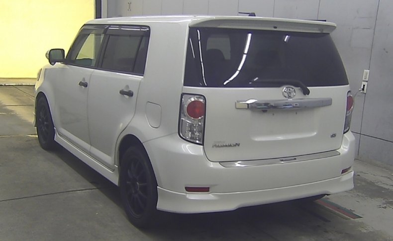 TOYOTA COROLLA RUMION 1.5G On B 2011