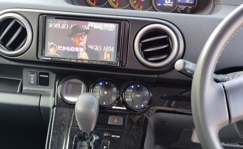 TOYOTA COROLLA RUMION 1.5G On B 2011