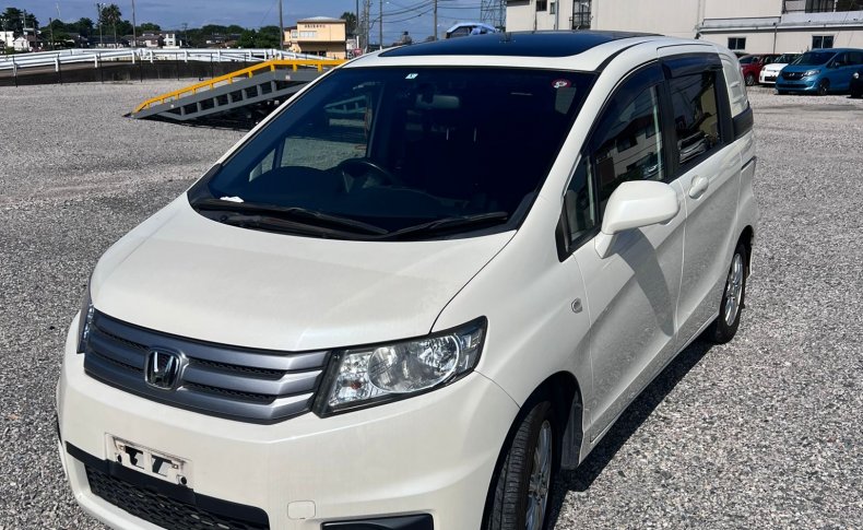 TOYOTA COROLLA RUMION 1.5G On B 2011
