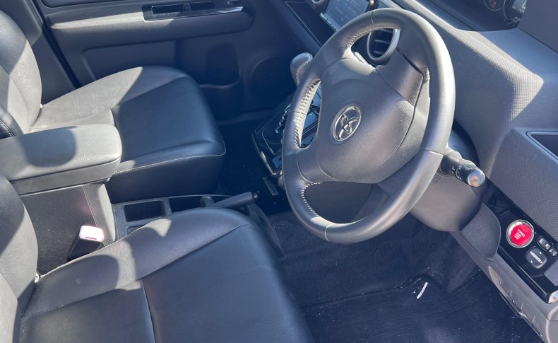 TOYOTA COROLLA RUMION 1.5G On B 2011