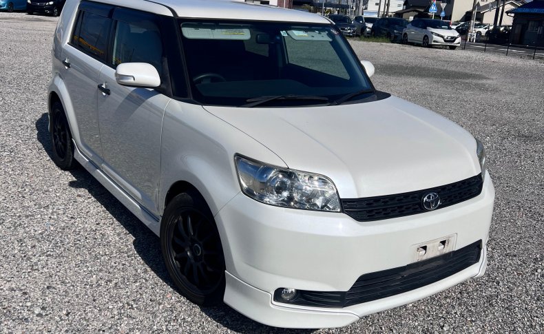 TOYOTA COROLLA RUMION 1.5G On B 2011