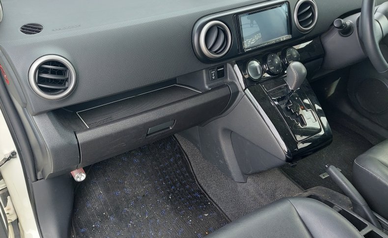 TOYOTA COROLLA RUMION 1.5G On B 2011