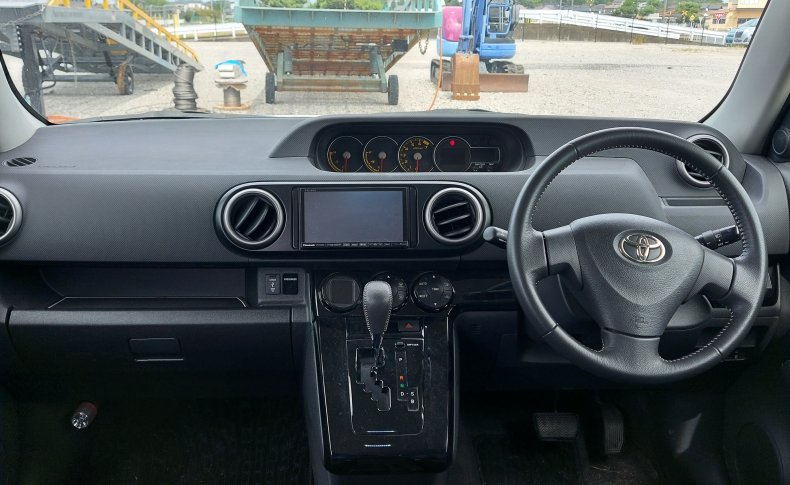 TOYOTA COROLLA RUMION 1.5G On B 2011