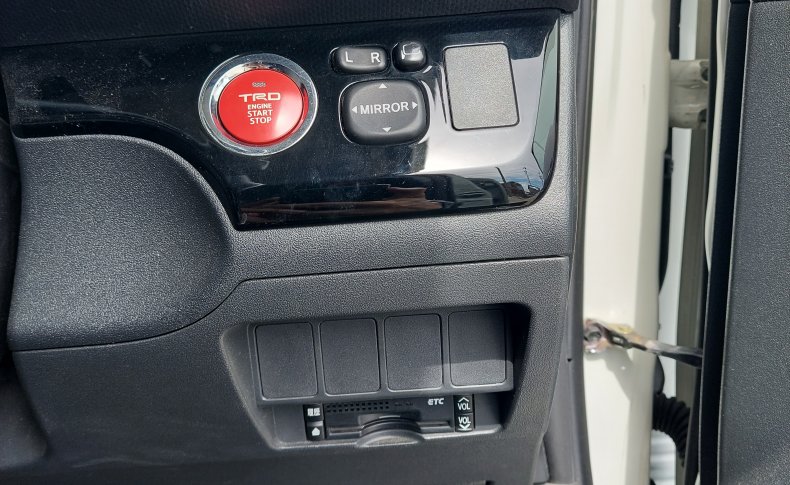 TOYOTA COROLLA RUMION 1.5G On B 2011
