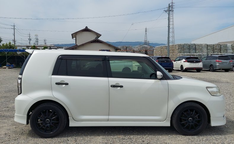 TOYOTA COROLLA RUMION 1.5G On B 2011