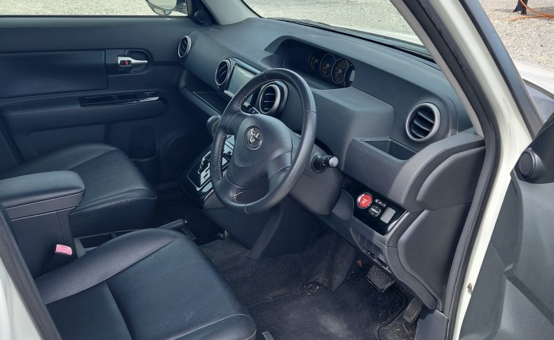 TOYOTA COROLLA RUMION 1.5G On B 2011