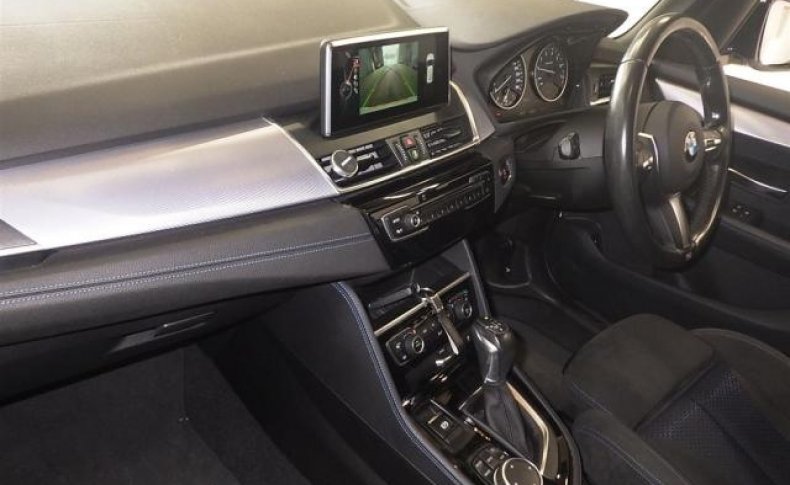 BMW 2-SERIES ACTIVE TOURER 218i M Sport 2015