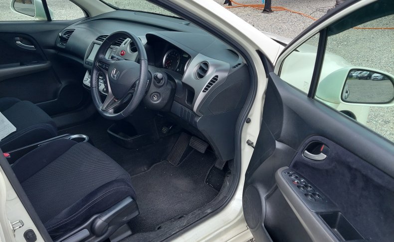HONDA STREAM RSZ HDD Navi Edition 2008