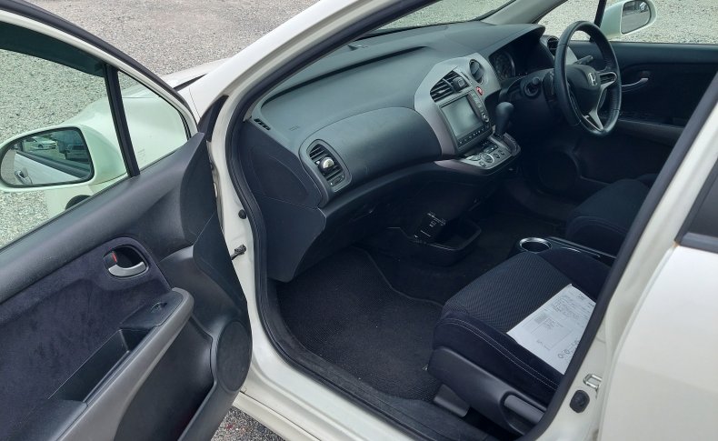 HONDA STREAM RSZ HDD Navi Edition 2008