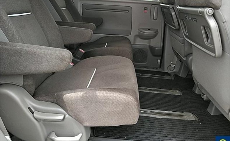 HONDA STEPWGN 4 WD 7-SEATERS 2015