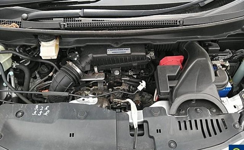 HONDA STEPWGN 4 WD 7-SEATERS 2015