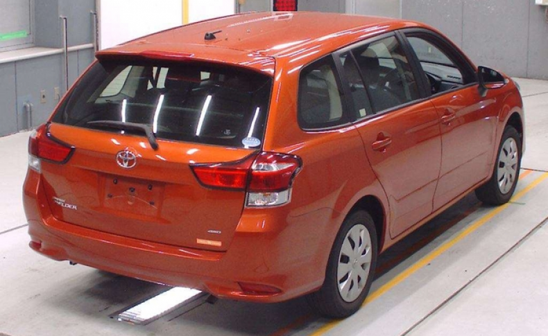 TOYOTA COROLLA FIELDER 1.5X 4WD 2015