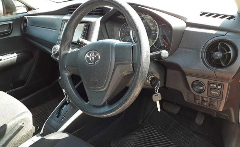 TOYOTA COROLLA FIELDER 1.5X 4WD 2015