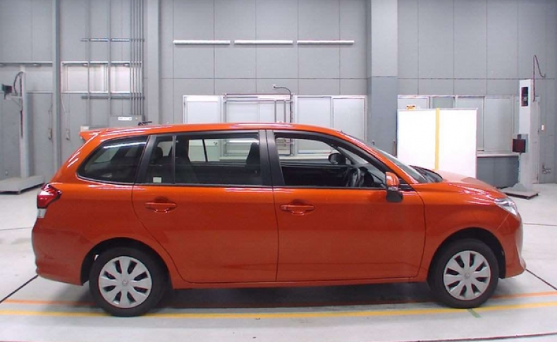 TOYOTA COROLLA FIELDER 1.5X 4WD 2015
