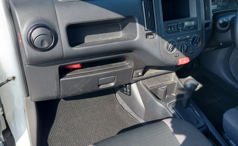 NISSAN AD VE Emergency Brake 2020