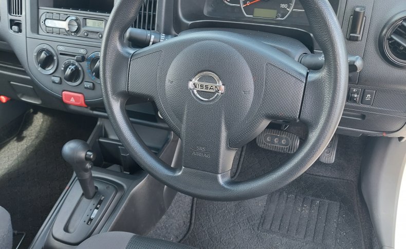 NISSAN AD DX 02/2020