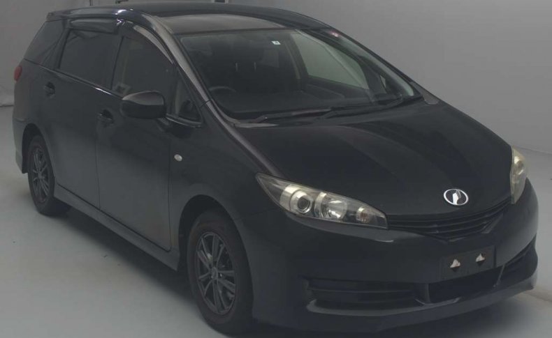 TOYOTA WISH 1.8X HID Selection 4WD 2011