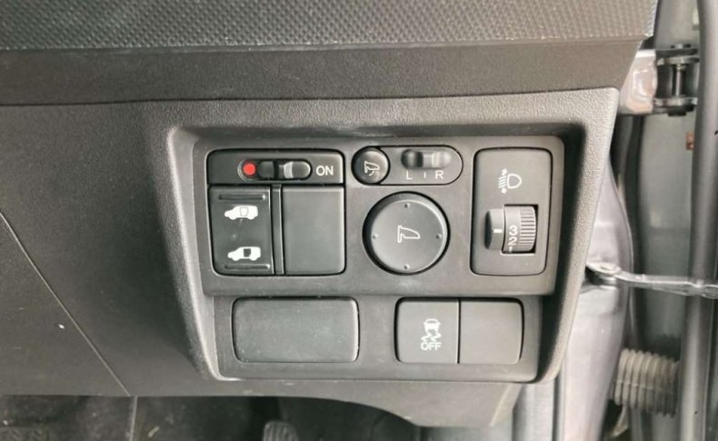 HONDA FREED SPIKE G Just Selection 2011